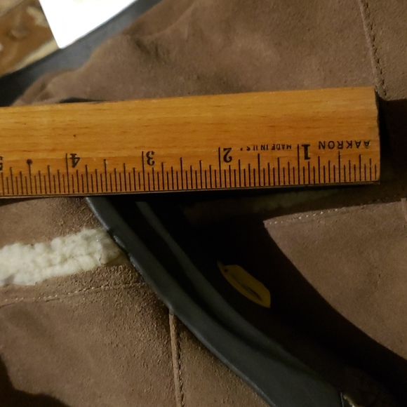 Tall linned suede boots - Picture 6 of 6